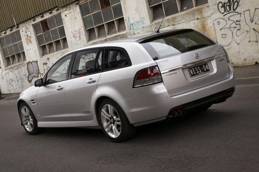  Holden Commodore VE SS Sportwagon 2008 года  (фото 20 из 38)